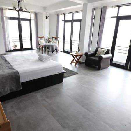 Medom'S Bnb Kohima Luaran gambar